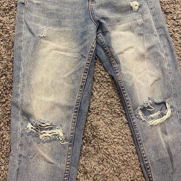 ripped jeans - Picture 1 of 5